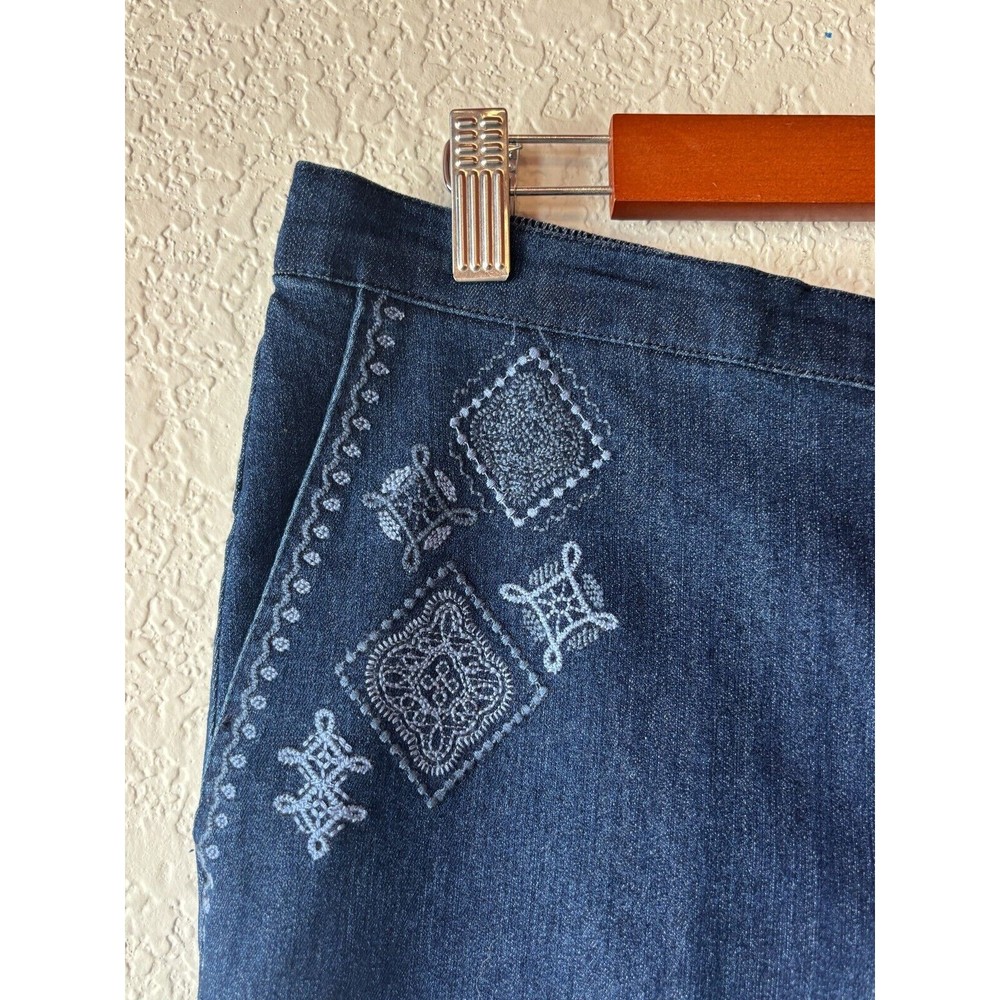 Alfred Dunner Petitie Embroidered Jeans - Womens P10